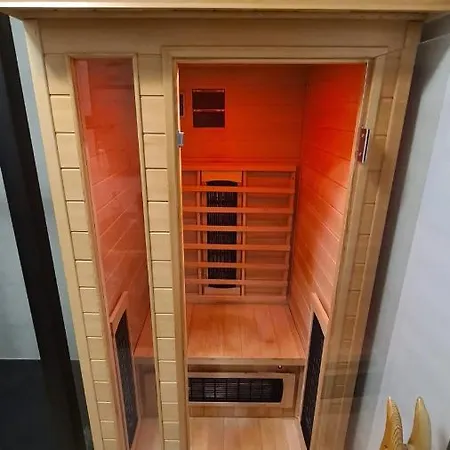 Center With Private Sauna Appartamento Spalato