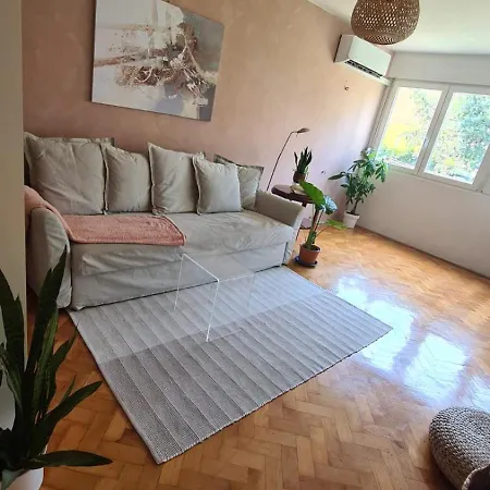 Apartment Center With Private Sauna Split