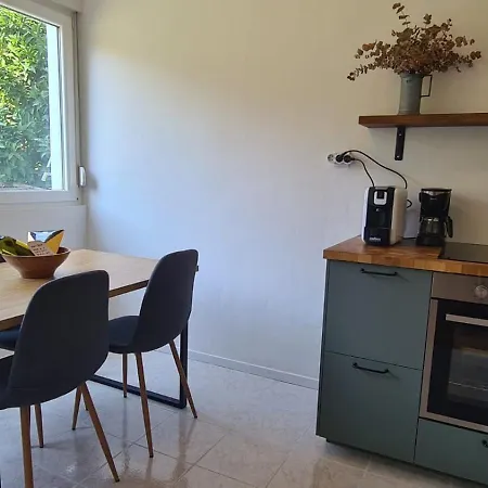 Apartment With Sauna In Centre Split