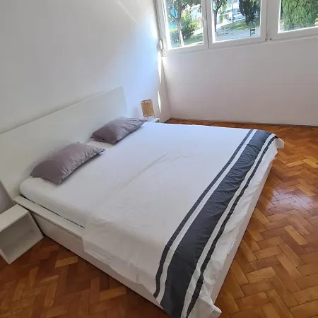 Apartment Center With Private Sauna *