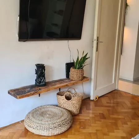 Apartment With Sauna In Centre Split